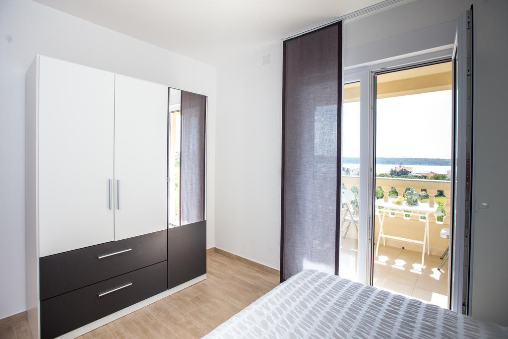 Apartments Sesar Banjol Exterior foto