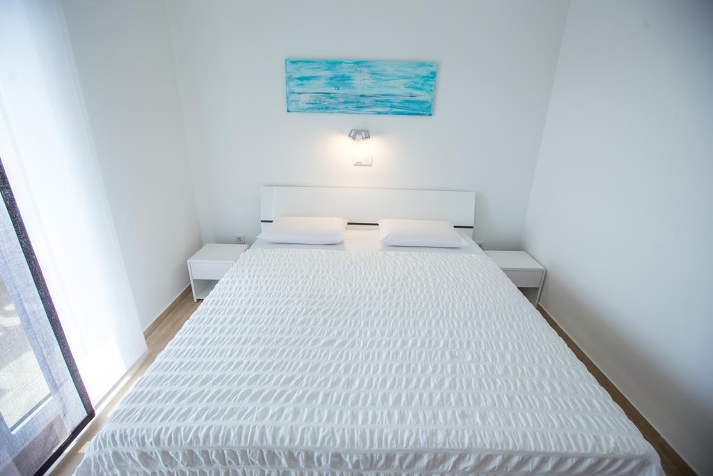 Apartments Sesar Banjol Exterior foto